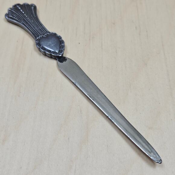 Vintage Metzke Pewter 1982 Letter opener3D heart plume design handle pewter - Picture 1 of 5